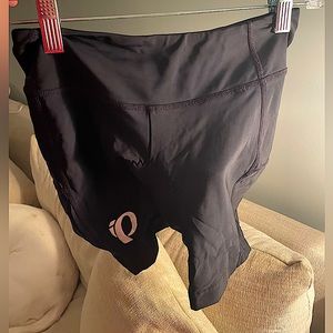 Pearl Izumi Women’s Padded 5’ Biking Shorts